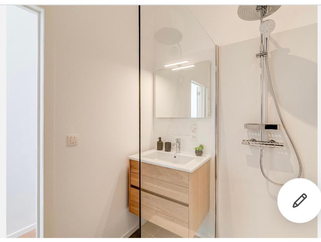 Room Engine Residence Antwerp Luaran gambar