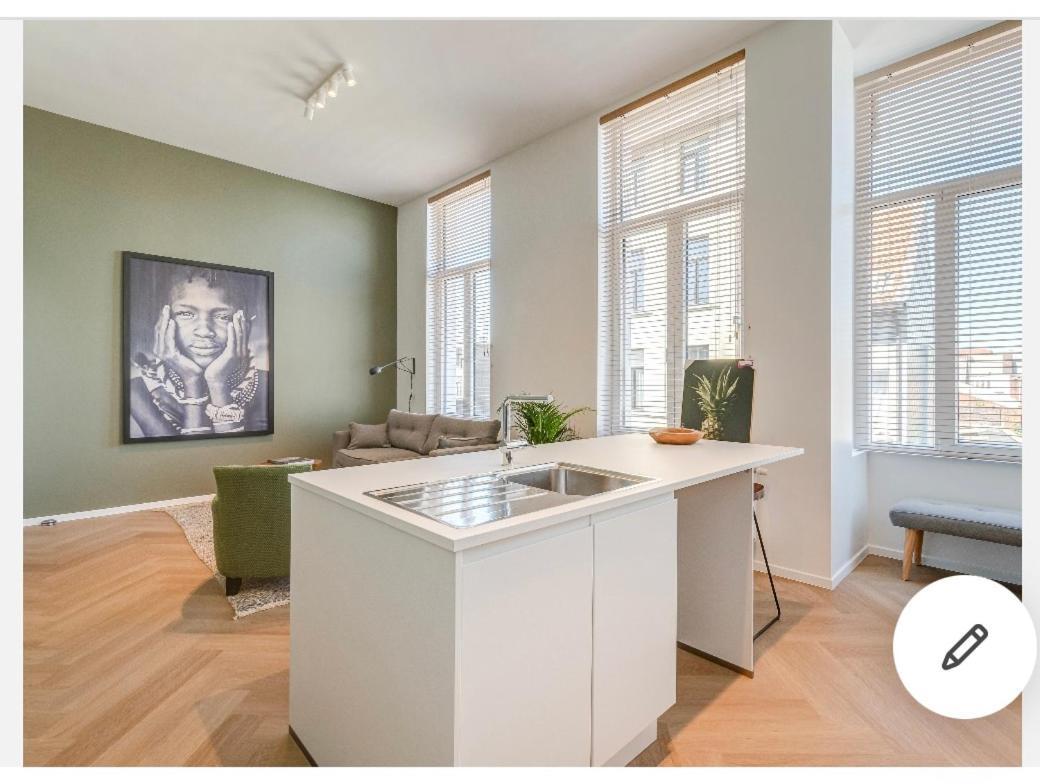 Room Engine Residence Antwerp Luaran gambar